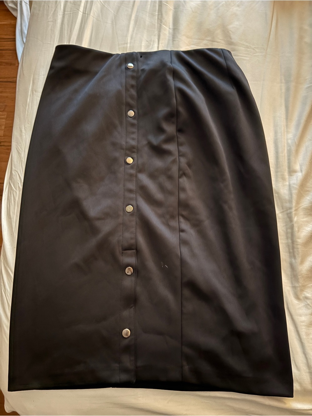 Classic Black Button-Front Pencil Skirt